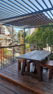 Loft casa dos pisos con garage pocitos playa 4 personas - Montevideo - 1