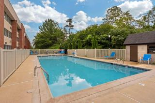 Best Western Plus Reading Inn & Suites - Reading - 6