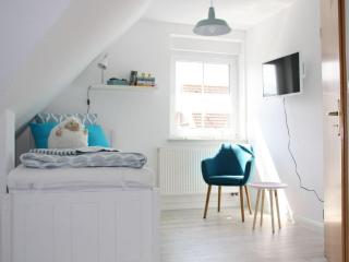 Holiday home family and dog - 2