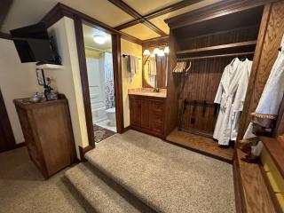 Country Sunshine Bed and Breakfast - 2