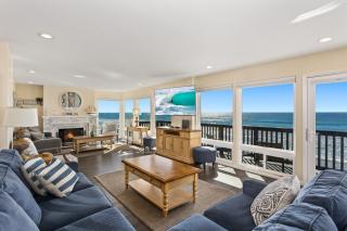Oceanfront Family Getaway - BBQ - Oceanfront Seating - Oceanside - 8