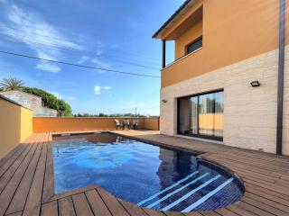 Relax total: Casa con piscina, A/A, terraza y barbacoa en Sant Pere Pescador, Costa Brava - ES-89-101 - Sant Pere Pescador - 9