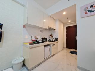 Sky House BSD Studio by Shinzhouz - 5