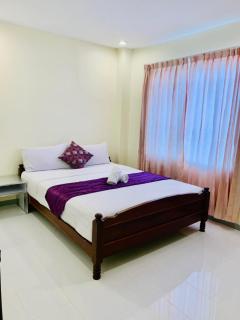 White Residence Hotel & Apartment - Phnom Penh - 4