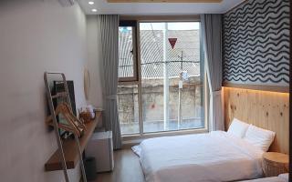 38th Street Guesthouse - 6