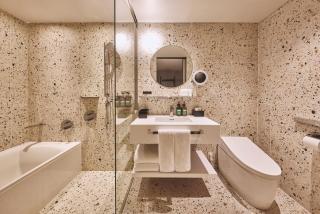 voco Osaka Central by IHG - 1