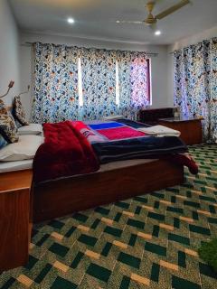 Tip Top Pahalgam - 7
