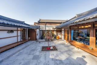 And spring - Jeonju - 4