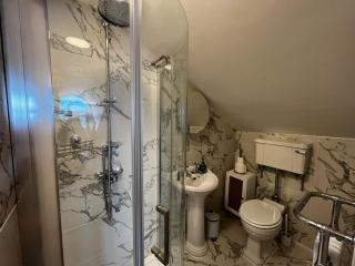 Luxury Penthouse Apartment - Lowestoft - 8