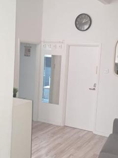 Charming Central Ground Home just off Main ST! - 2