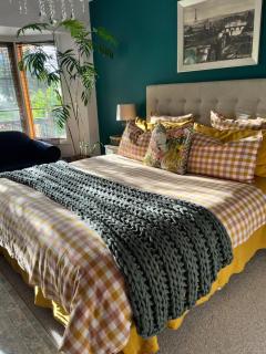 Green Gables B&B Waterfront Apartment with King Bed & Breakfast in Huon Valley - Cygnet - 0