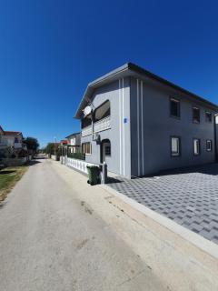 Apartments Rapić - Vir - 2