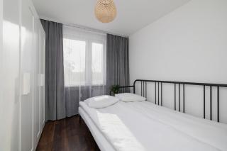 Comfortable Two-Bedroom Apartment Strzelców by Noclegi Renters - Krakow - 2