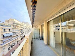 LM Studio by Welcome to Cannes - Cannes - 5