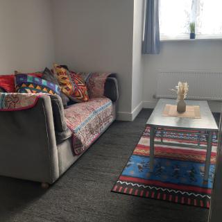 Charming 1-Bed loft Apartment in Romford - Romford - 8