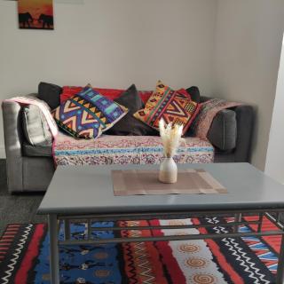 Charming 1-Bed loft Apartment in Romford - Romford - 6