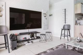 Pax's Luxury Romantic Penthouse on the Lagoon - 6