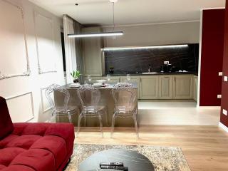 STUDIO 92- URBAN PLAZA - 9