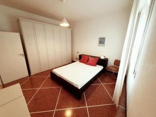 Spacious three-room apartment in Saragozza - Bolonia - 5