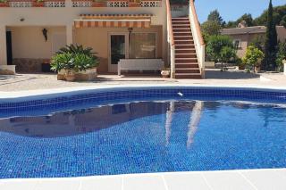 Private/separate floor apartment in a villa near beach - 9