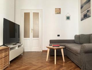 Monviso 35 , cozy apartment - Milan - 2