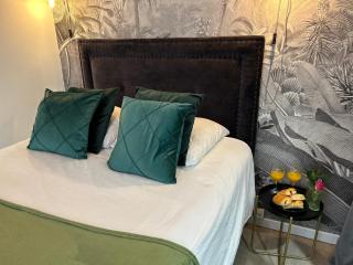 Appart'TERRASSE - 20mn STADE U ARENA - CHAMPS ÉLYSÉES - RER A - 1