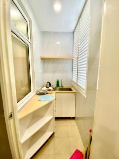4 Pax Deluxe Room - 5