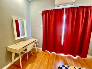 4 Pax Deluxe Room - 3