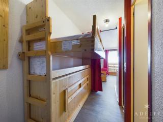Appartement 2 Pièces - Balcon Ouest, Proche Pistes et Commerces - 4 Pers, 2* - FR-1-398-516 - 3