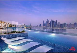 Cozy Sea & Marina View Apt with Rooftop Pool & Private Beach in Palm Jumeirah, steps to Nakheel Mall - Dubai - 0