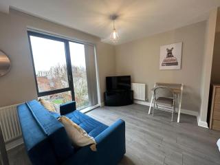 Cute apartment next to Colindale Station - 9