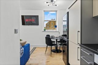 30 percent off! Lovely Yorkshire Duplex - Sleeps 6 - Netflix - Dewsbury - 3