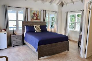 The Moxy - English Harbour Town - 8