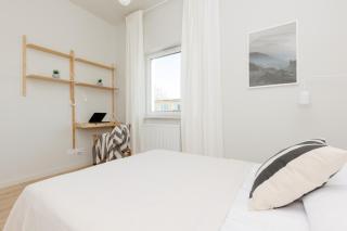 Warszawa Bright 2-bedroom Apartment by Noclegi Renters - Warsaw - 9