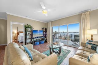 South Harbour Unit 2D - 2