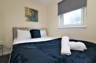 Signature - Shield House - 0