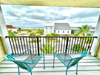 Family Tides Beach House - Pensacola Beach - 7