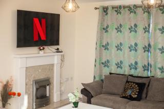 Avril Warwickshire Home Stay - Nuneaton - 6