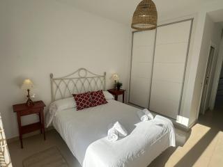 Nerja Paradise Rentals - Villa Lily - Nerja - 3