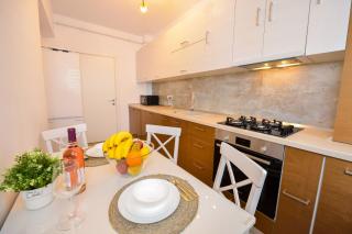 Bucharest Apartment - Private Parking - 3
