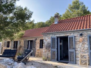 Sea view Eco house with private pool, 250m to beach - Falcon View Hvar - Zavala - 4