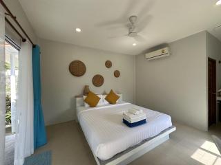 Sand Terrace Beach Bungalows - 3