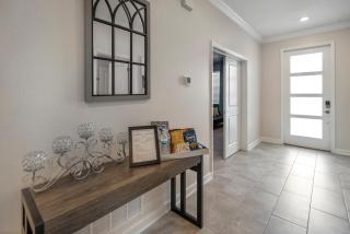 Luxury Lake View 9-Bedroom Villa @Storey Lake Resort - Kissimmee - 4