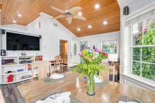 Hot Tub and Fire Pit Lakefront Home on Lake Eloise - Winter Haven - 5
