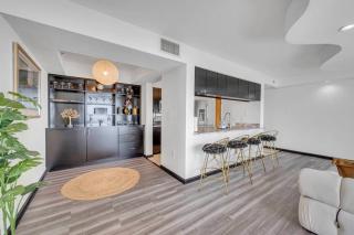 New Stunning 2Br Brickell Condo-Free Parking - Miami - 4