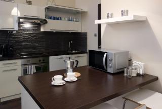 Vivid Csengery Apartment - Budapest - 5