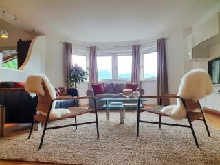 Alpenflair Suite mit Bergblick - inkl Parkplatz #8 - 0