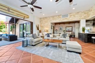Walk To The Beach - Outdoor Dining - Spacious - Carlsbad - 4