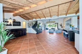 Walk To The Beach - Outdoor Dining - Spacious - Carlsbad - 2