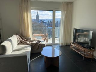 Paradis Express face à la gare guillemins - 8